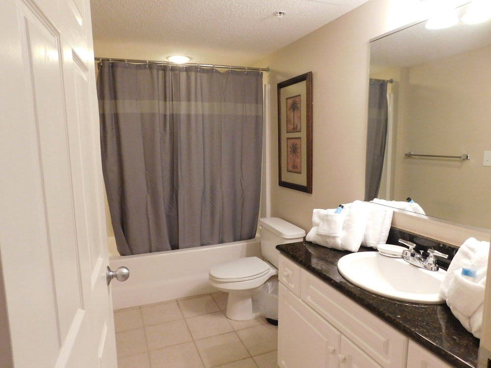 Yacht Club Villas - thumb 5