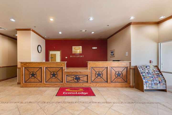 Econo Lodge Inn & Suites Bridgeport - thumb 6