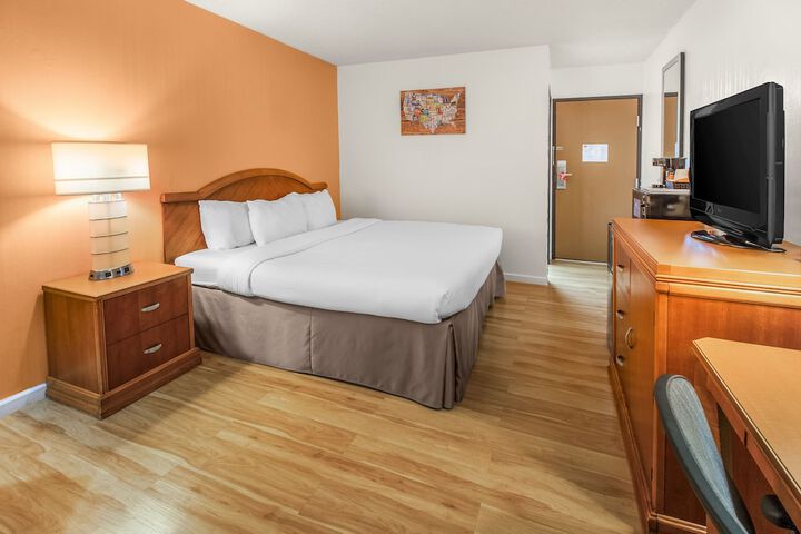 Econo Lodge - thumb 5