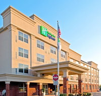 Holiday Inn Express Woodbridge an IHG Hotel - Orlando Tourists