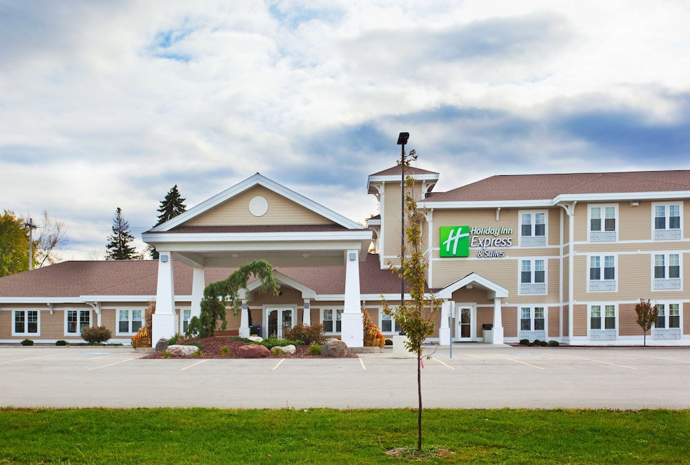 Holiday Inn Express Hotel & Suites Iron Mountain, An IHG Hotel - thumb 0
