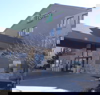 Holiday Inn Express Kansas City-Bonner Springs an IHG Hotel - Orlando Tourists