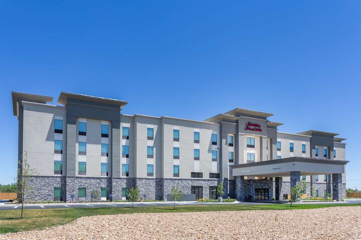 Hampton Inn & Suites Guymon OK - thumb 1