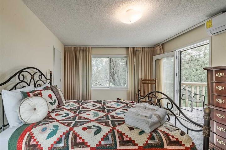 High Mesa Escape Three Bedroom Cabin - thumb 5