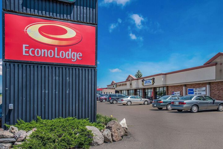 Econo Lodge - thumb 2