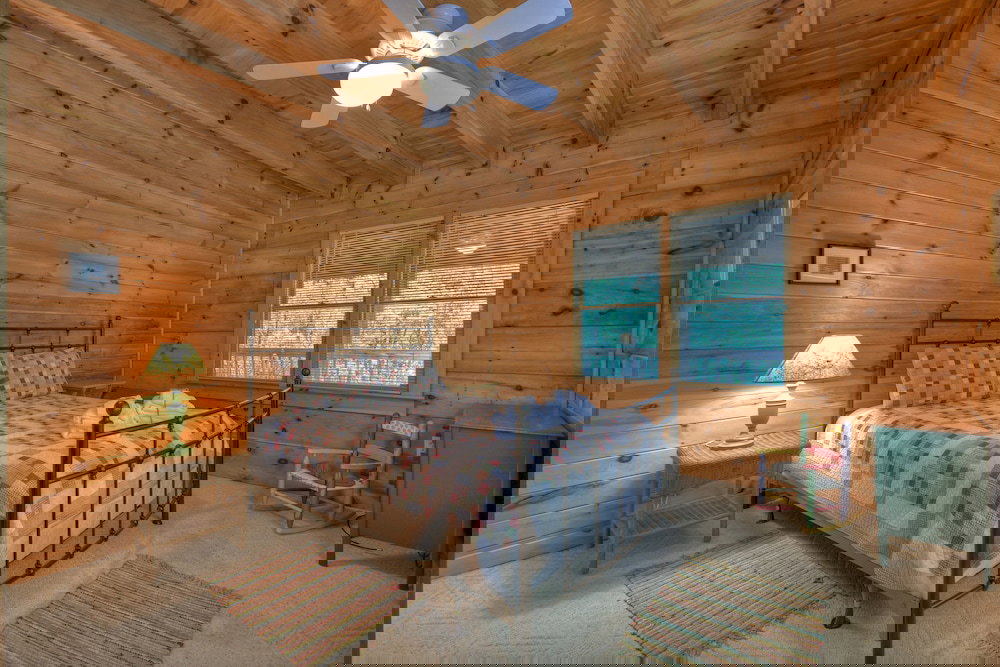 Serenity Now- Secluded Near Toccoa & Ocoee Rivers - thumb 2