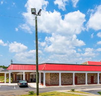 Rodeway Inn and Suites - Orlando Tourists