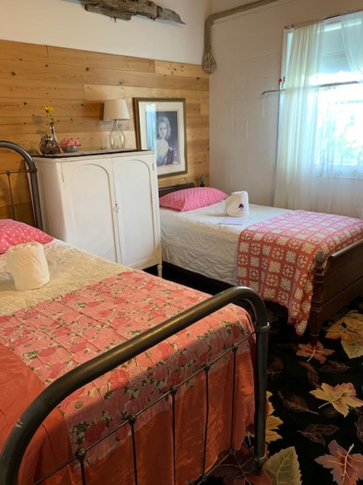 The Purple Martin Inn - thumb 5