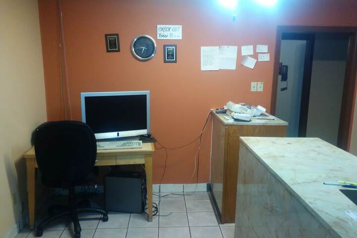 Budget Host Motel Gainesville - thumb 1