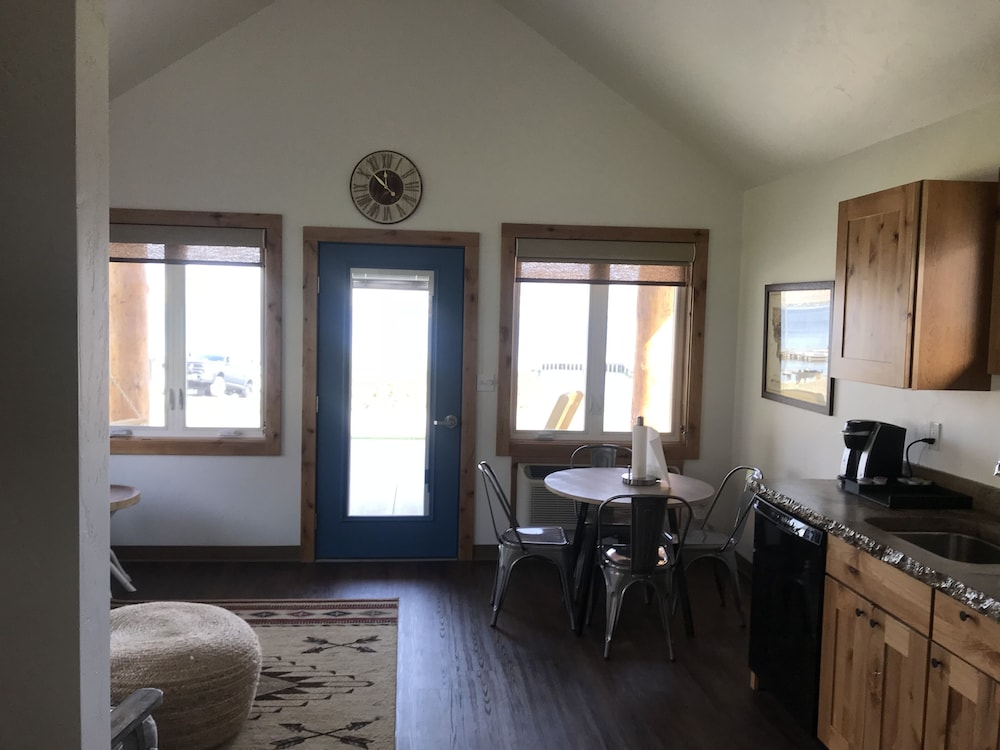 Big Arm Resort - thumb 5