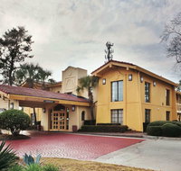 La Quinta Inn by Wyndham Savannah Midtown - Orlando Tourists