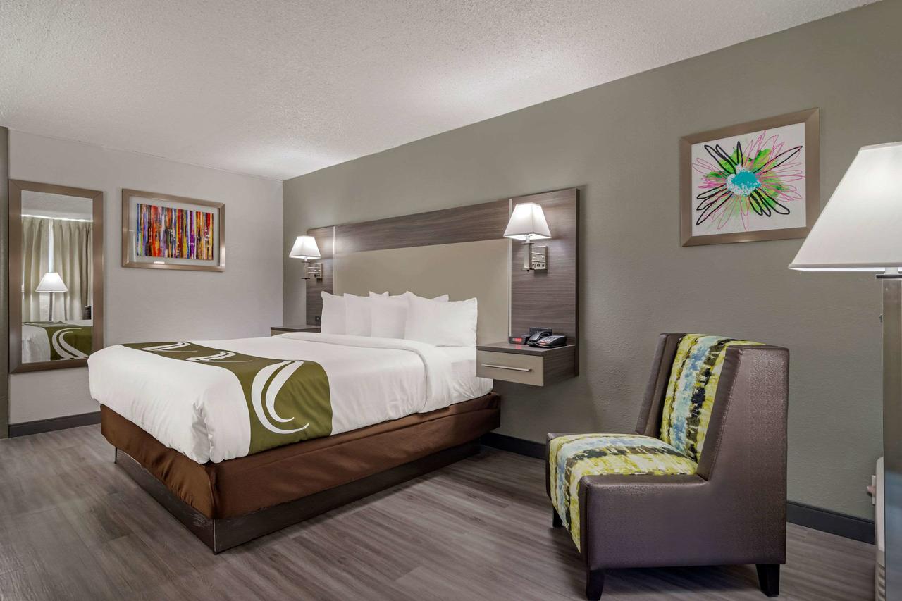 Quality Inn & Suites - thumb 18