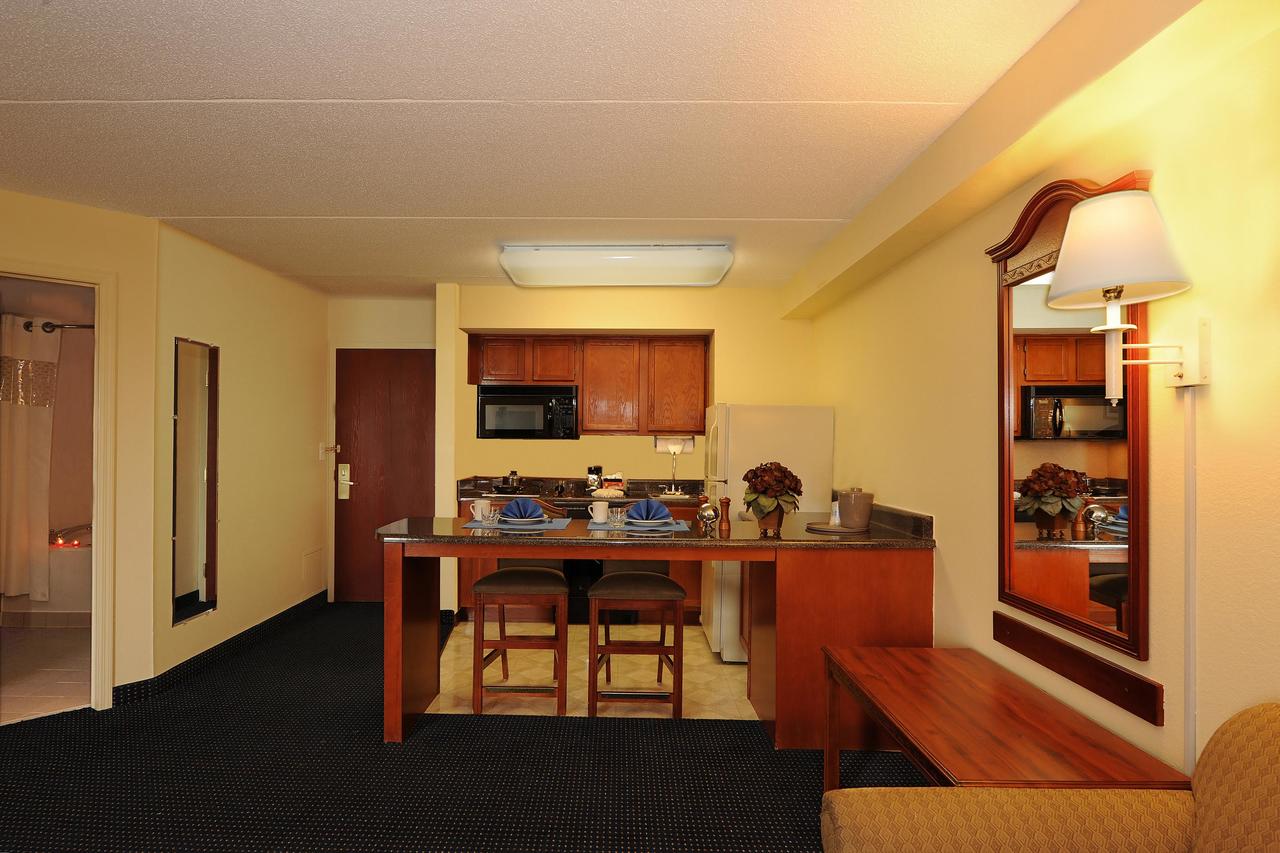 Hampton Inn & Suites Atlanta-Galleria - thumb 11