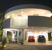 Unique Atrium Lanai Loft - Orlando Tourists