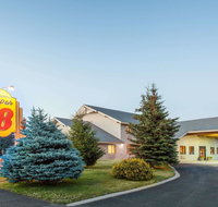 Super 8 by Wyndham McCall - Orlando Tourists