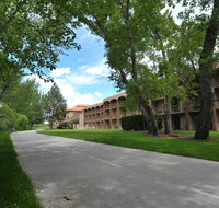 Cottonwood Suites Boise Riverside Downtown - Orlando Tourists