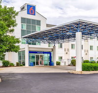 Motel 6 St Louis East-Caseyville - Orlando Tourists