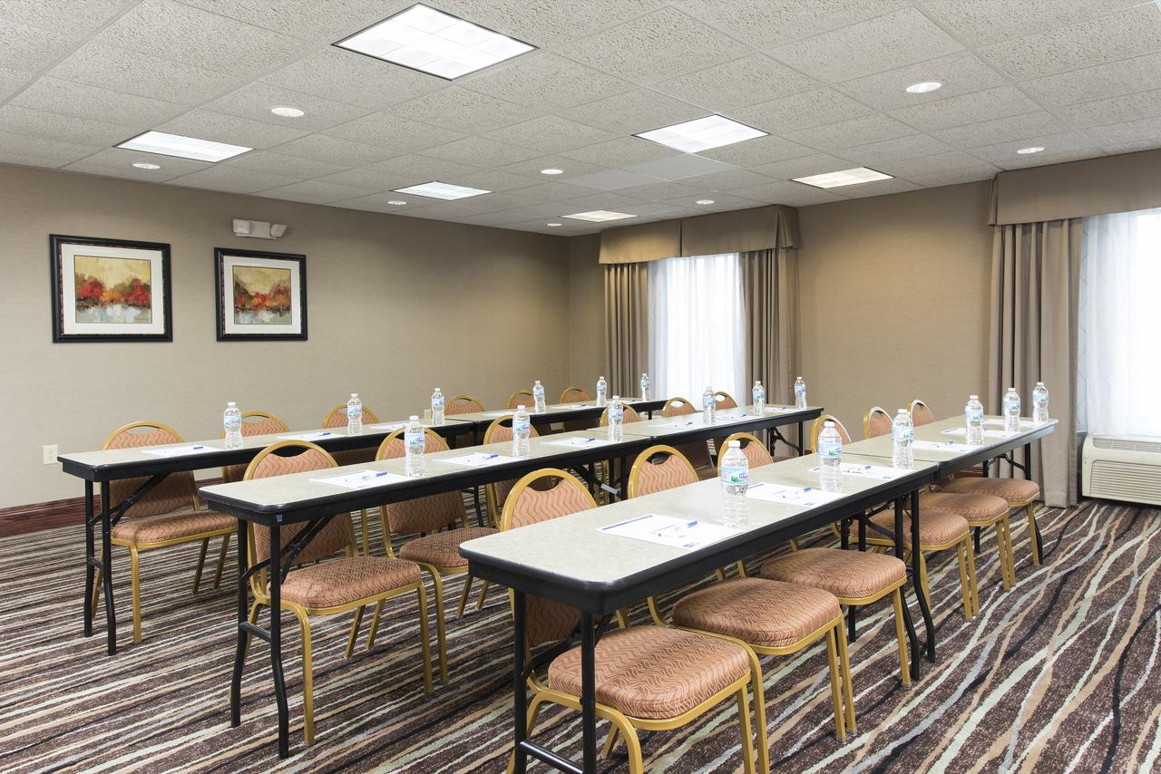 Holiday Inn Express Gas City - thumb 22