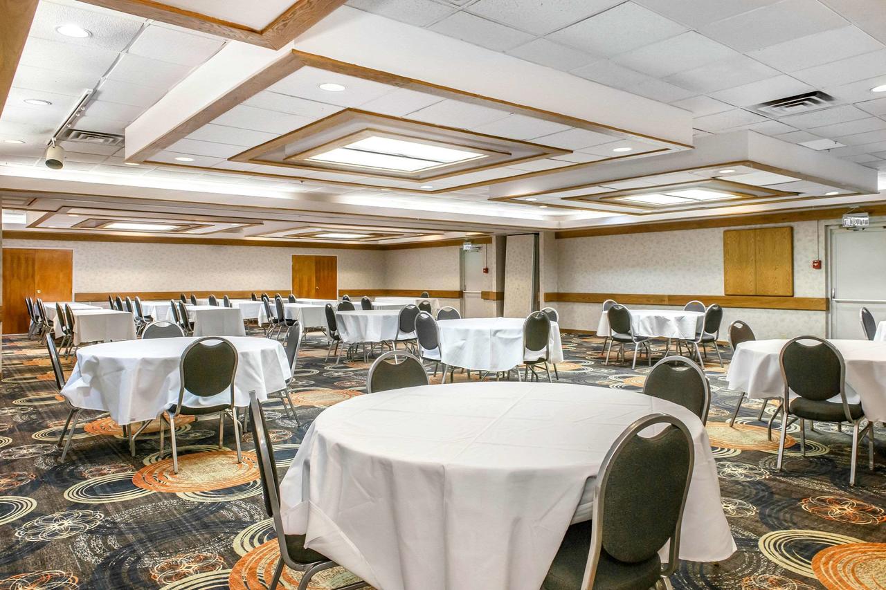 Quality Inn Logansport - thumb 12