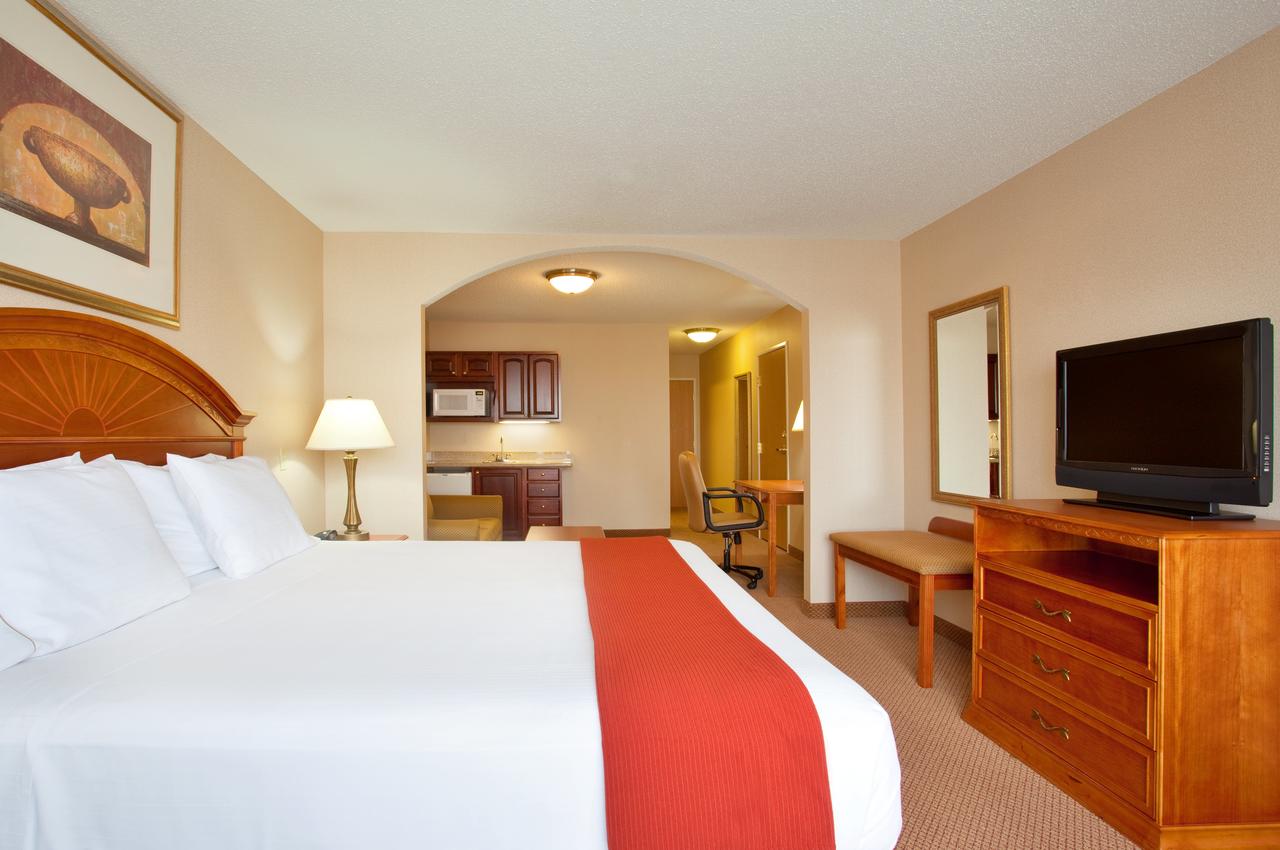 Holiday Inn Express Hotel & Suites Logansport - thumb 3