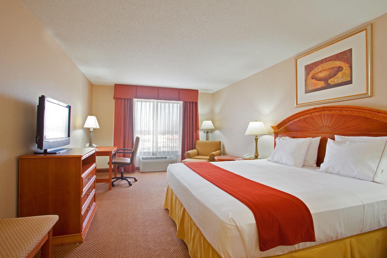 Holiday Inn Express Hotel & Suites Logansport - thumb 9