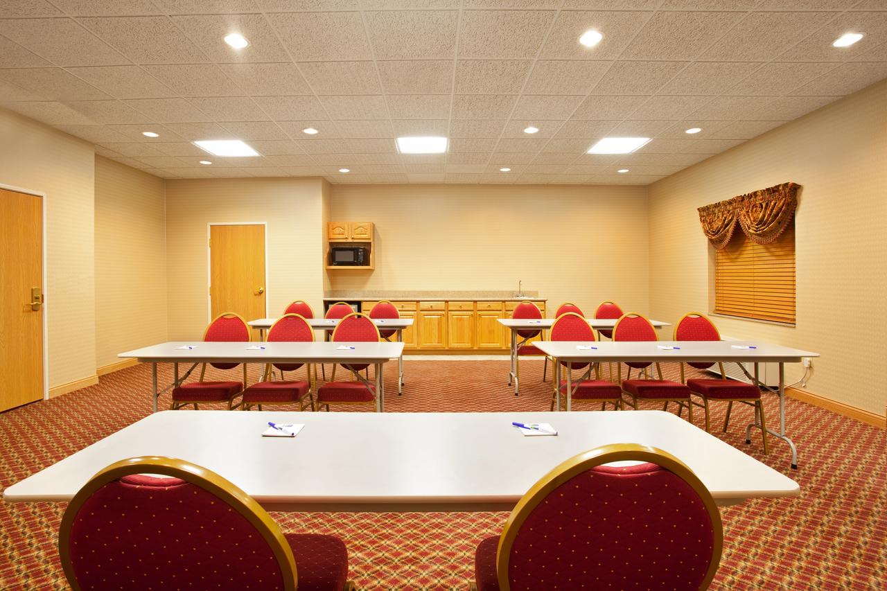 Holiday Inn Express Hotel & Suites Logansport - thumb 13