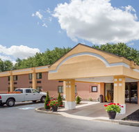 Super 8 by Wyndham Logansport - Orlando Tourists