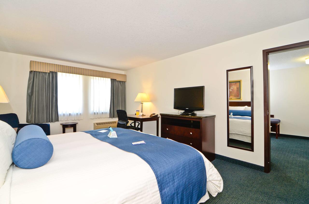 Best Western Plus Gas City - thumb 14