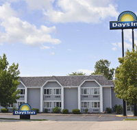 Days Inn by Wyndham Council Bluffs/9th Ave - Orlando Tourists