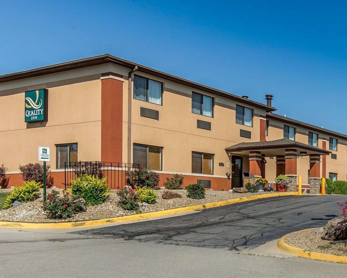 Quality Inn At Collins Road - thumb 12