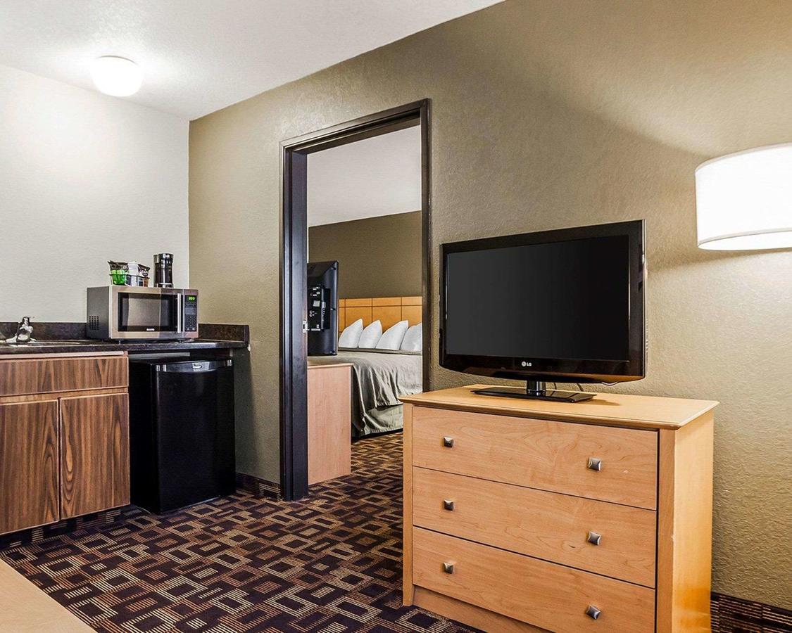 Quality Inn & Suites Des Moines Airport - thumb 17