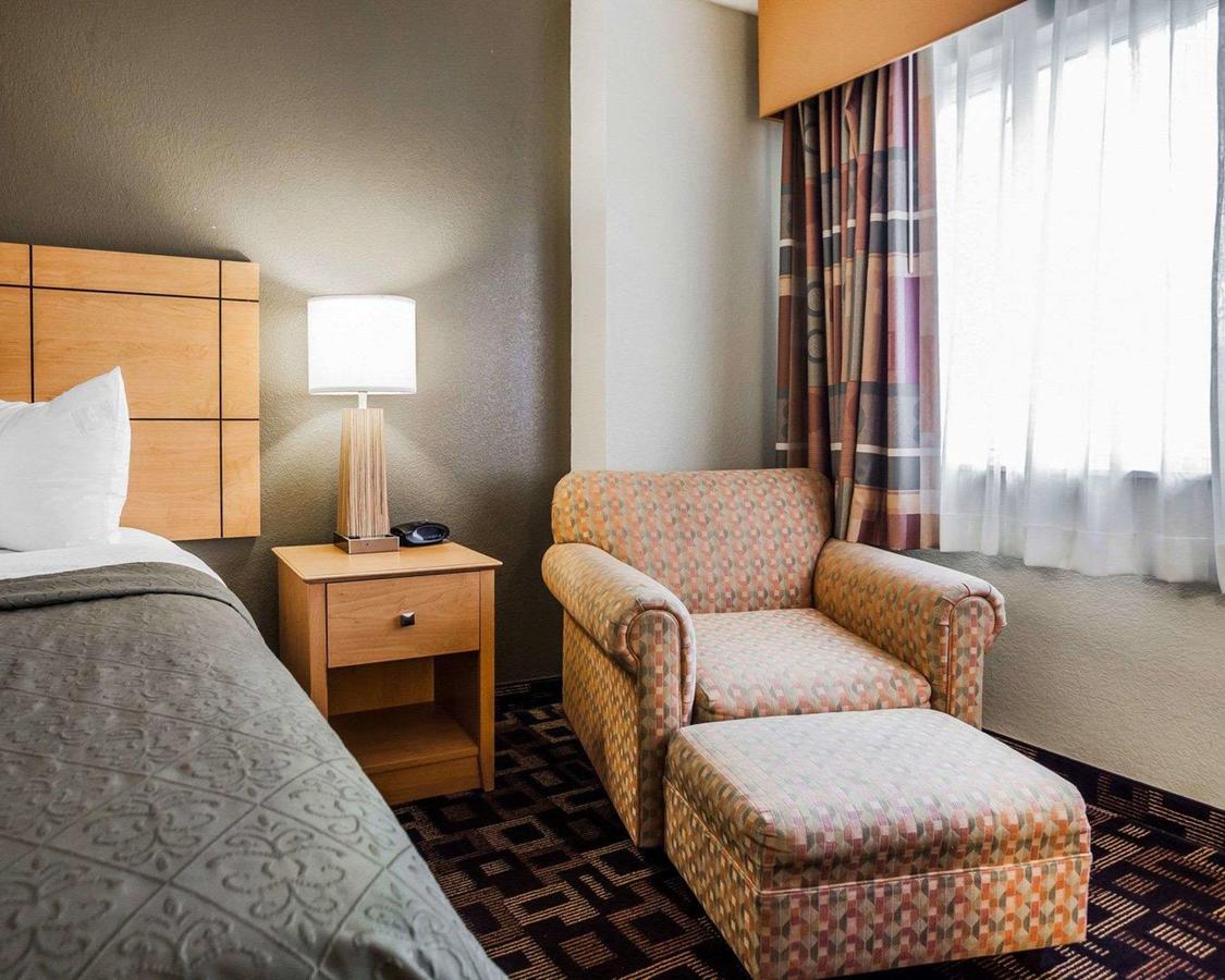 Quality Inn & Suites Des Moines Airport - thumb 11