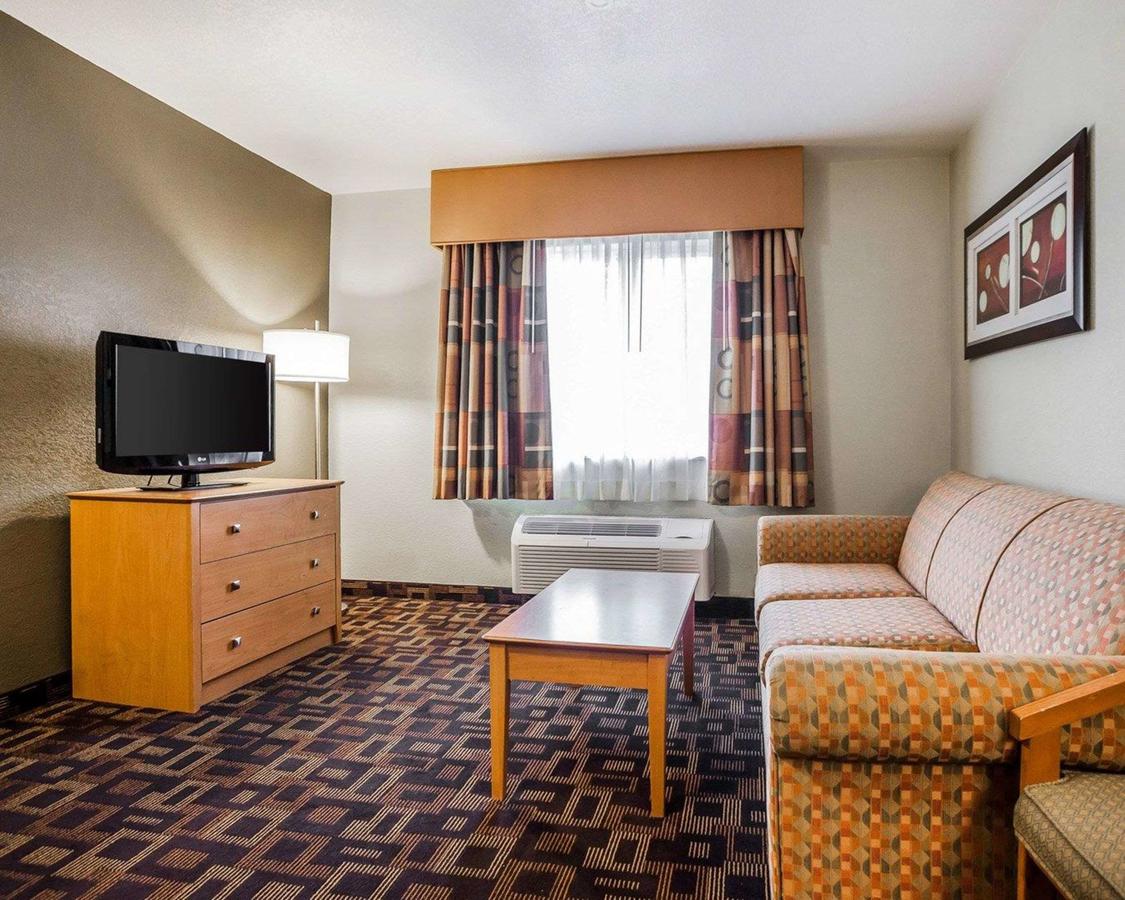 Quality Inn & Suites Des Moines Airport - thumb 19