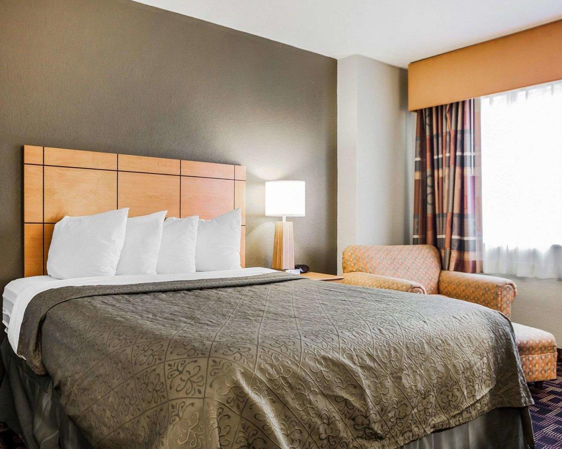 Quality Inn & Suites Des Moines Airport - thumb 12