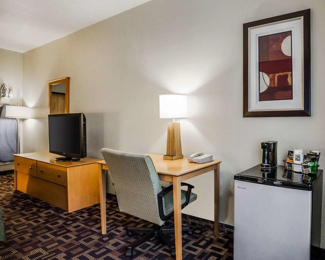 Quality Inn & Suites Des Moines Airport - thumb 23