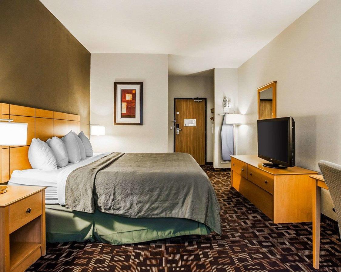 Quality Inn & Suites Des Moines Airport - thumb 24
