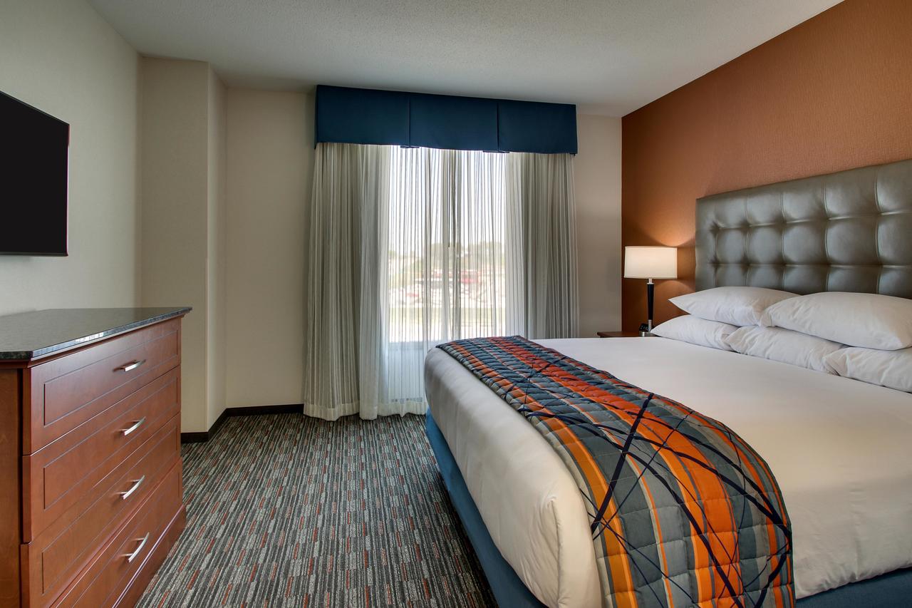 Drury Inn & Suites Iowa City Coralville - thumb 36