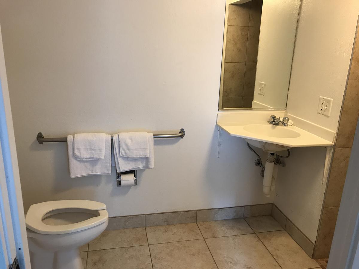 Motel 6 Des Moines North - thumb 15