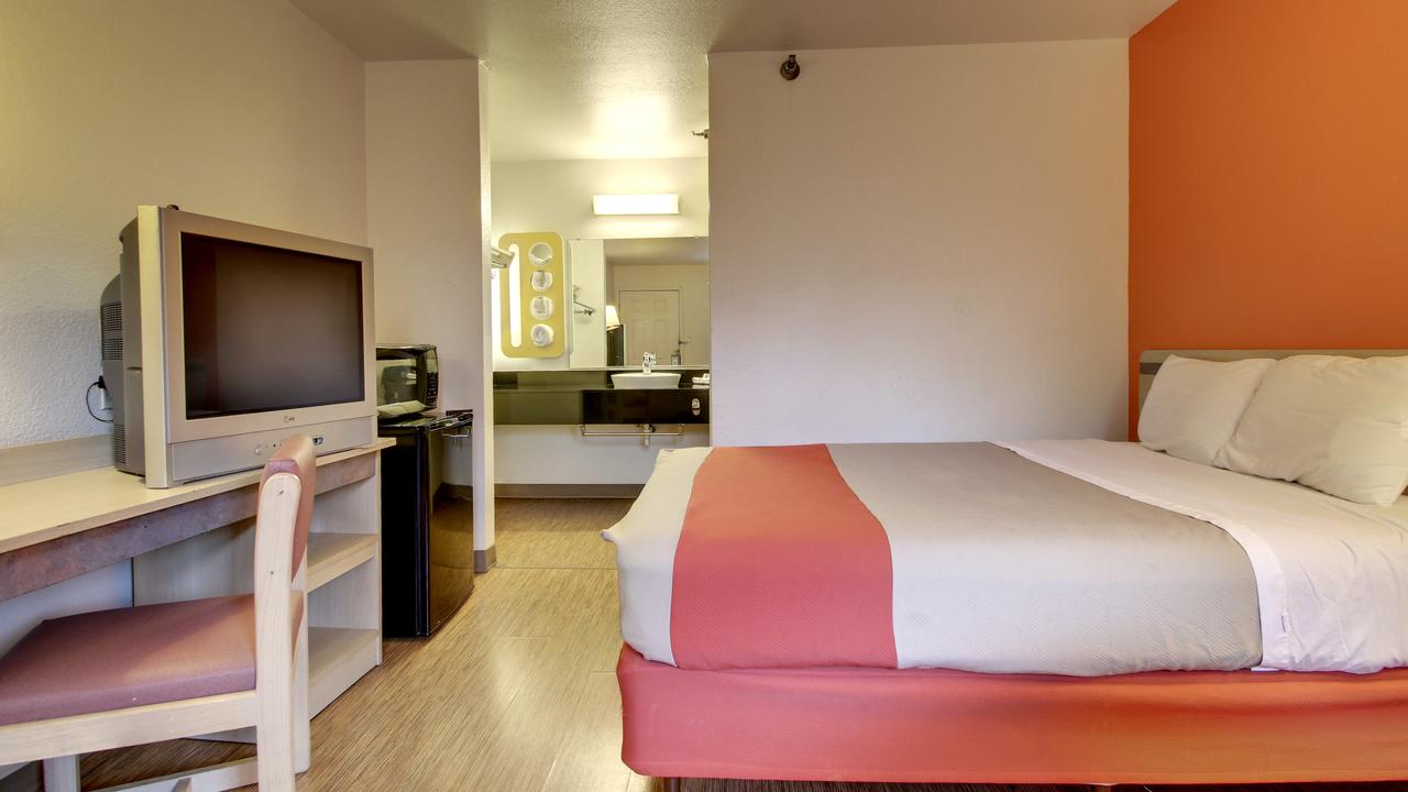 Motel 6 Des Moines North - thumb 30