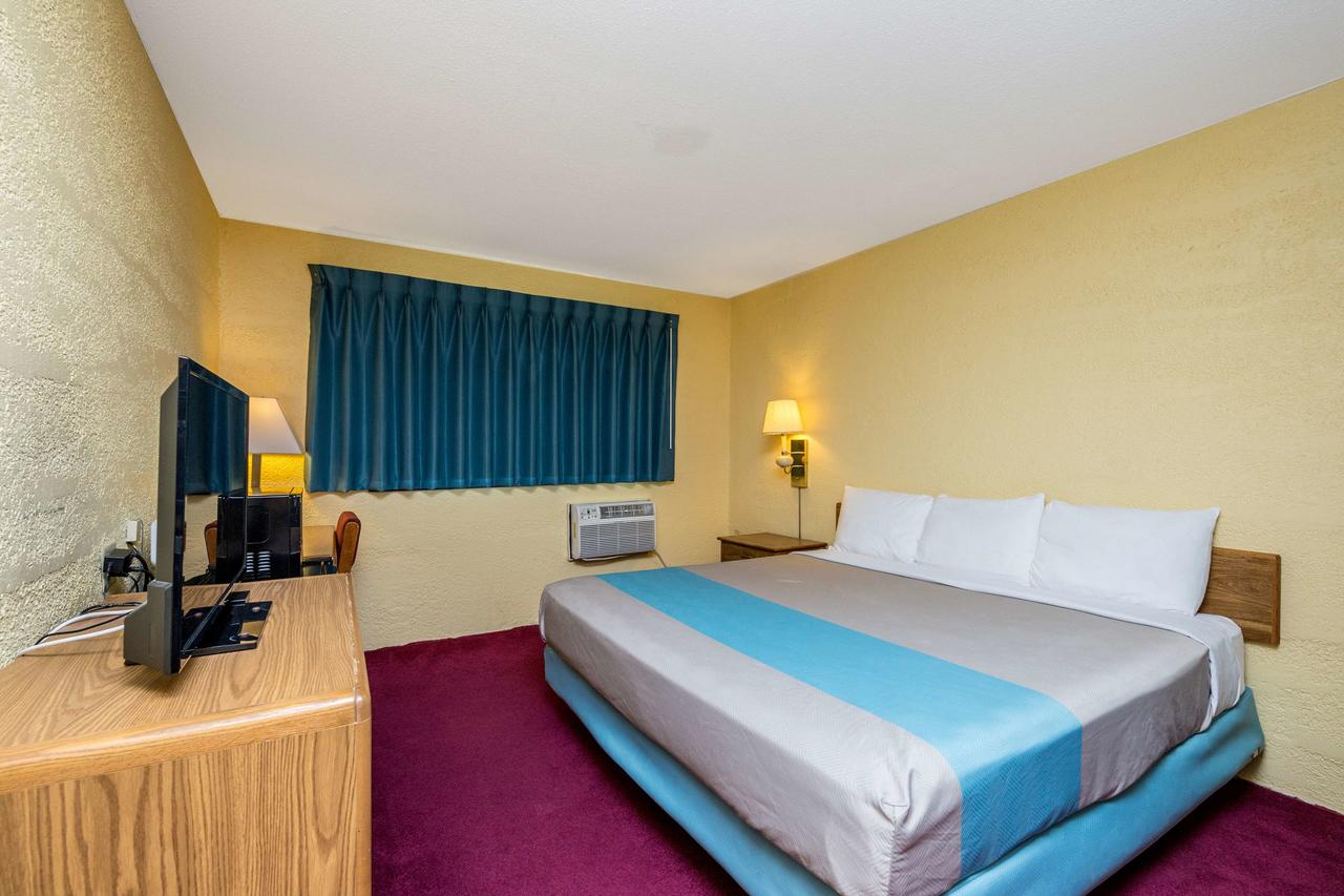 Motel 6 Cedar Rapids Airport - thumb 26