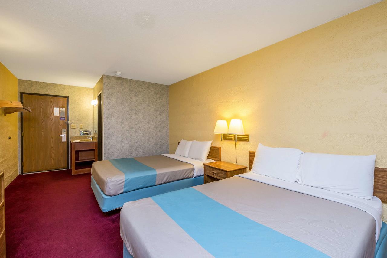 Motel 6 Cedar Rapids Airport - thumb 37