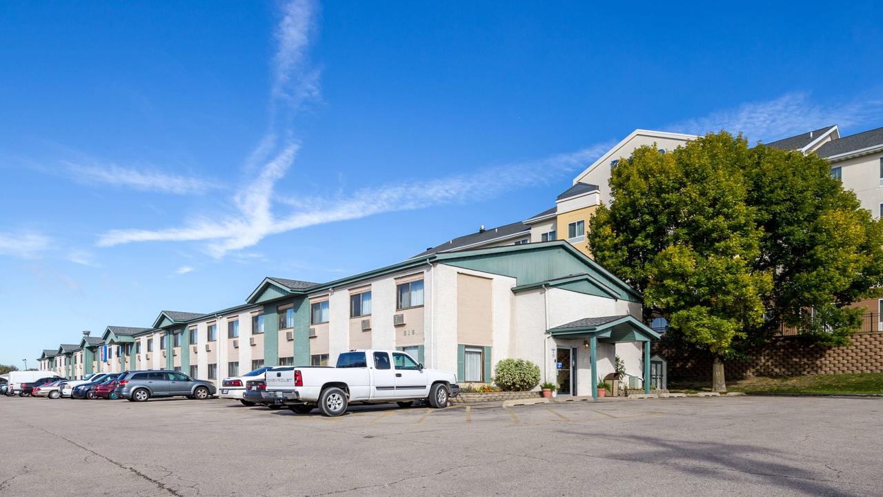 Motel 6 Cedar Rapids Airport - thumb 0