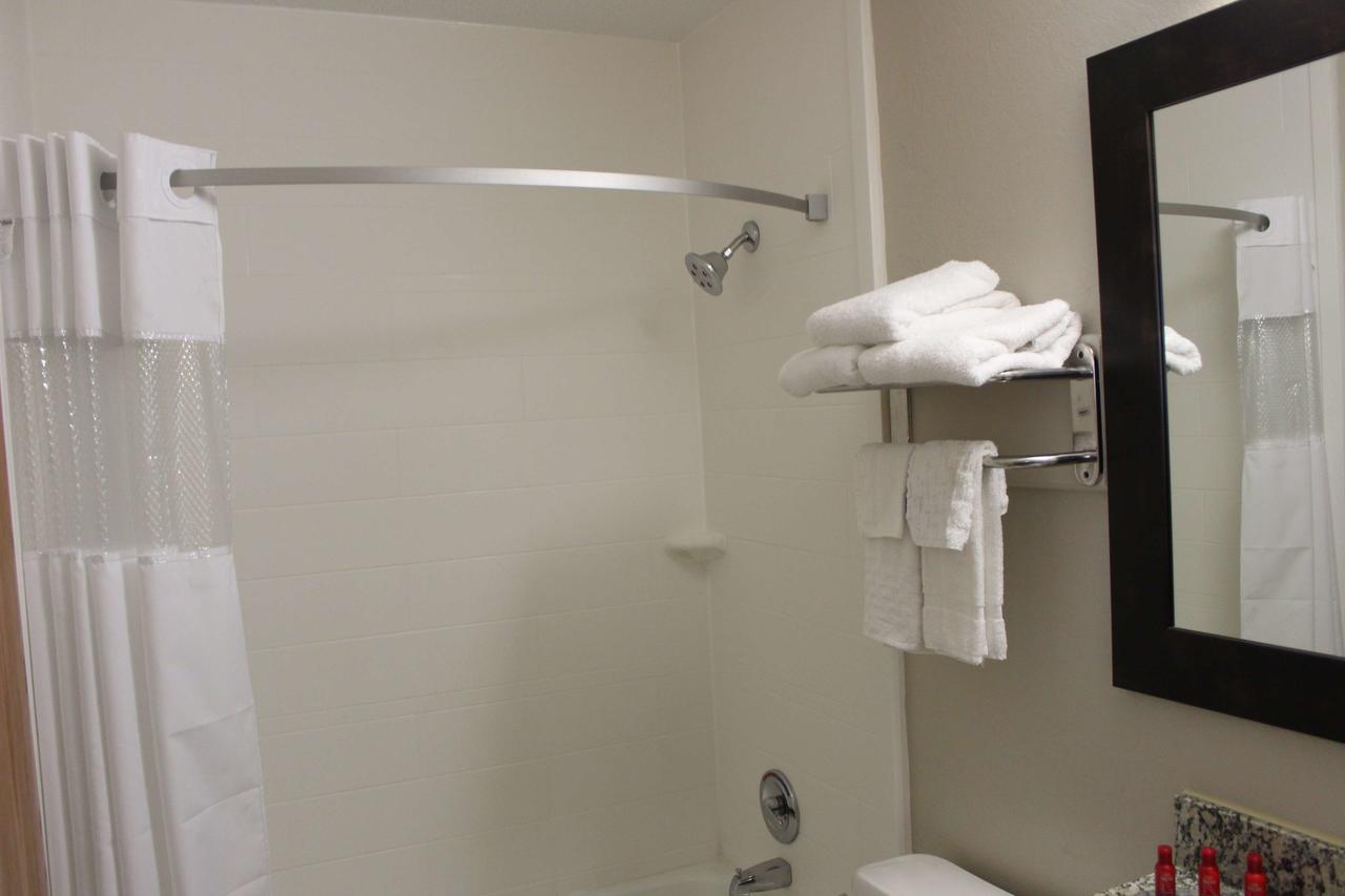 SureStay Hotel By Best Western Cedar Rapids - thumb 25