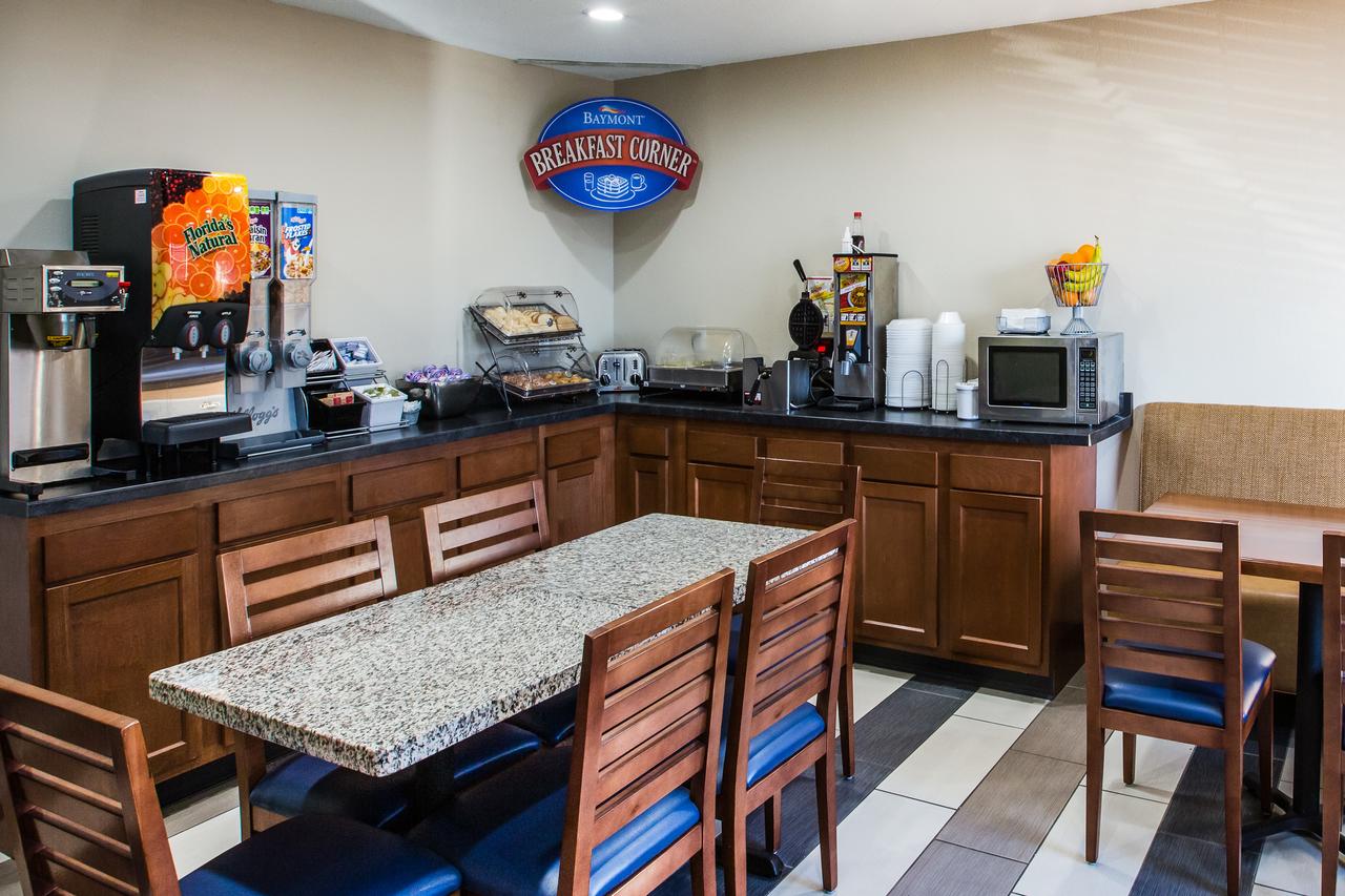 Baymont By Wyndham Cedar Rapids - thumb 15
