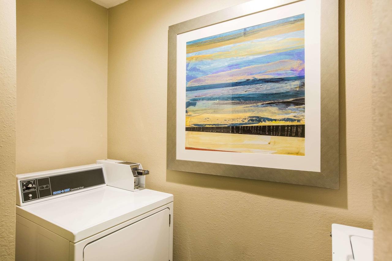 Baymont By Wyndham Cedar Rapids - thumb 20