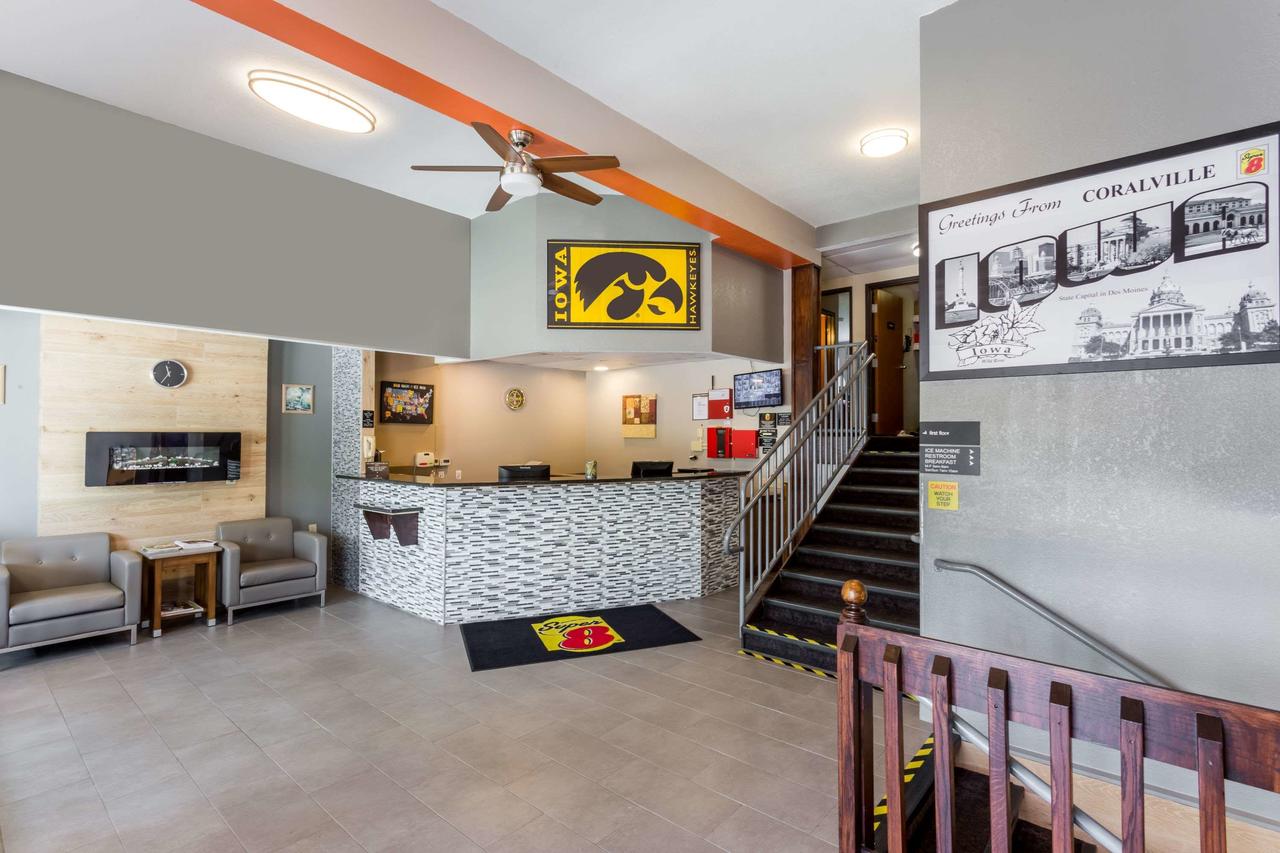 Super 8 By Wyndham Iowa City/Coralville - thumb 29