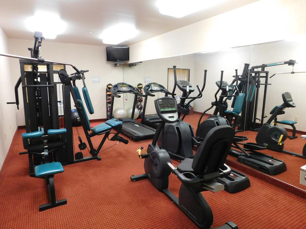 Days Inn & Suites By Wyndham Cedar Rapids - thumb 5