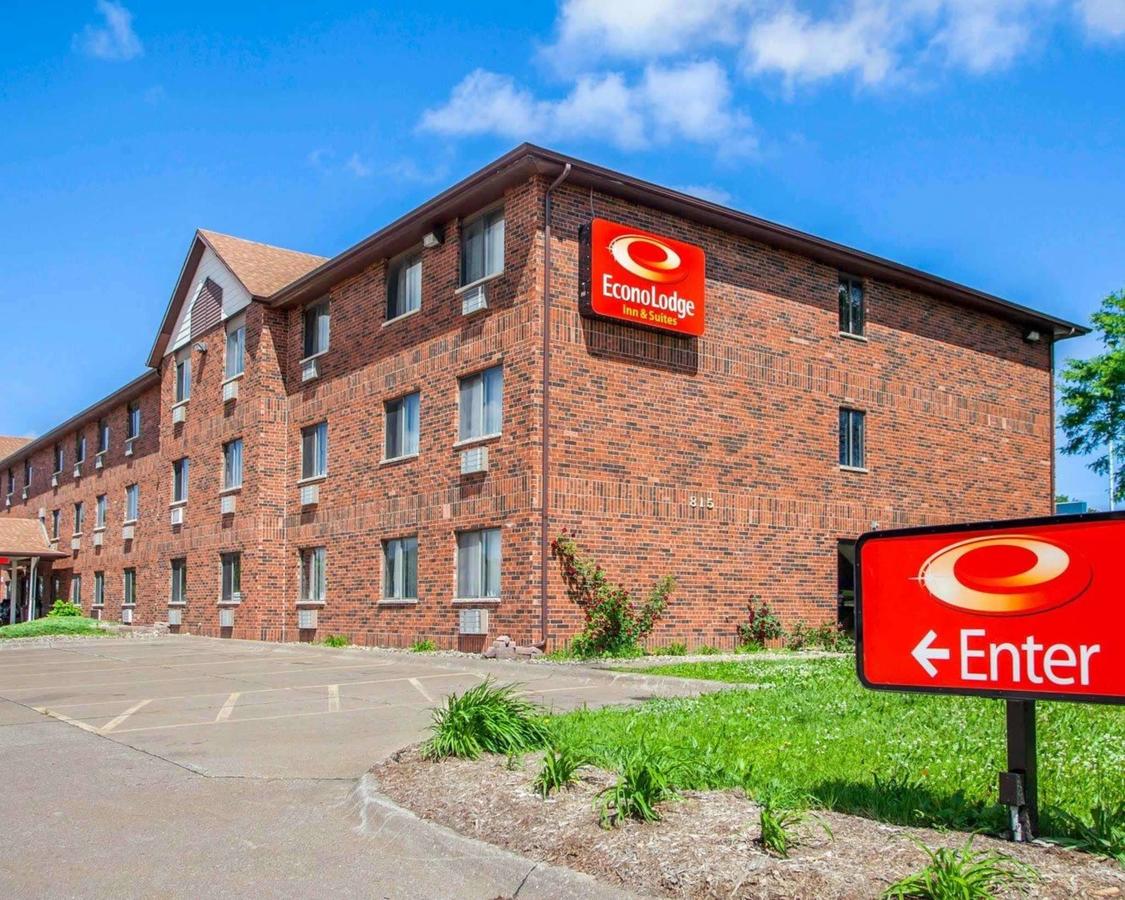 Econo Lodge Inn & Suites Bettendorf - thumb 0