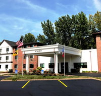 Heartland Inn Coralville - Orlando Tourists