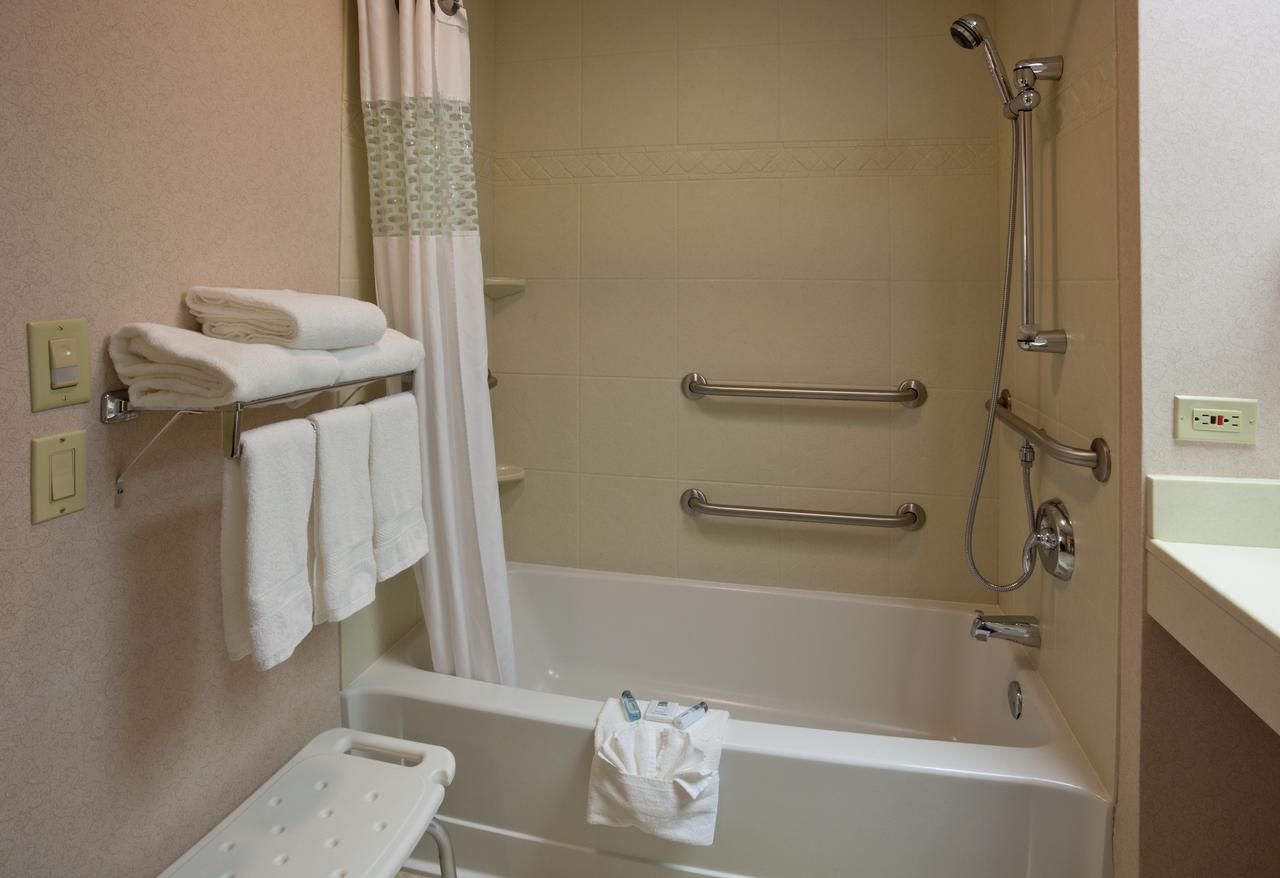 Hampton Inn Cedar Rapids - thumb 9